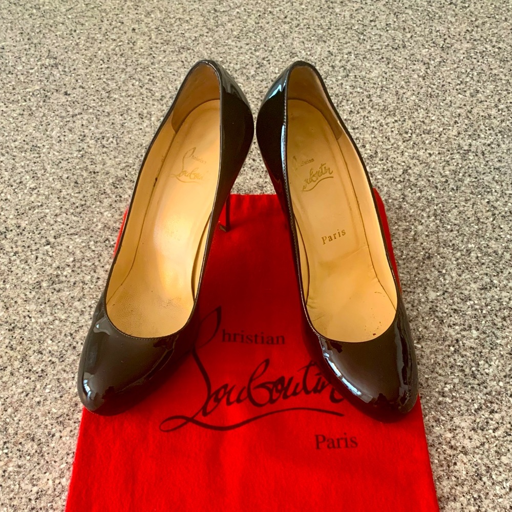 Authentic - Christian Louboutin Black Patent Leather Round Toe Heels - Size 38